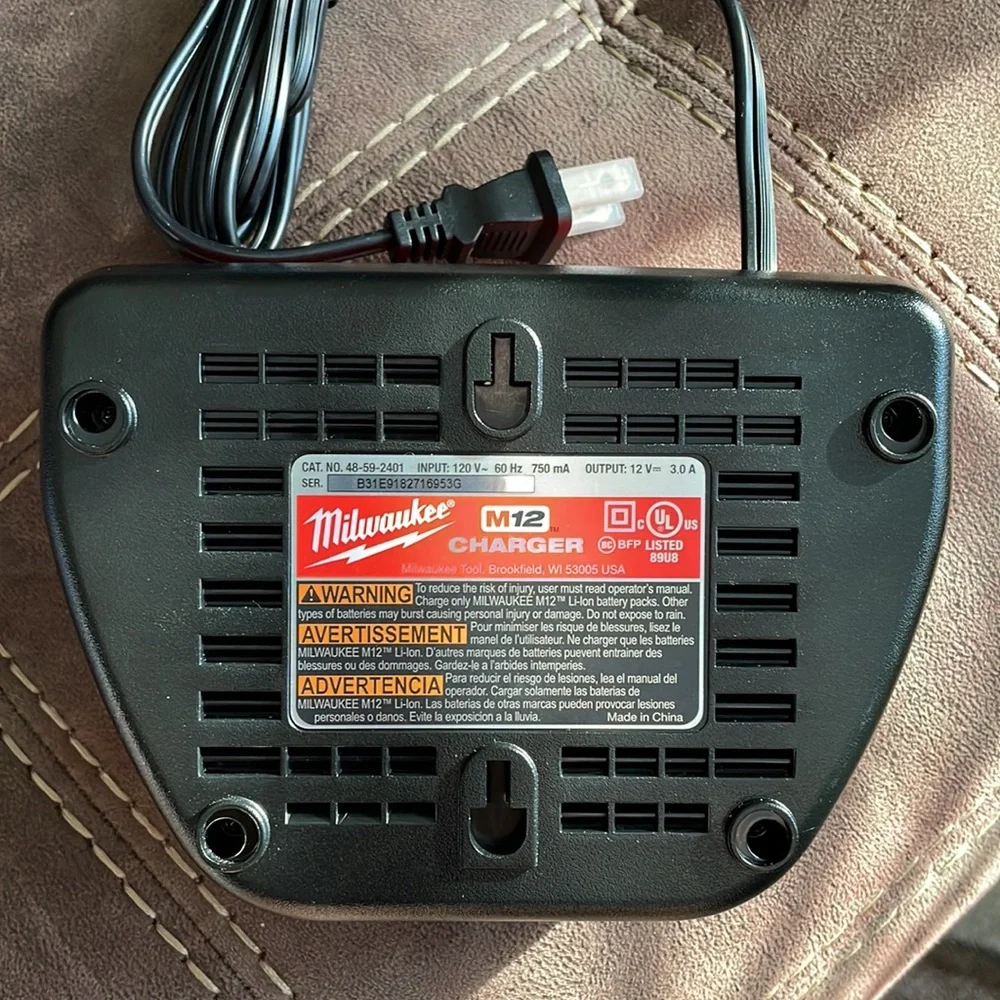 Milwaukee M12 Battery Charger